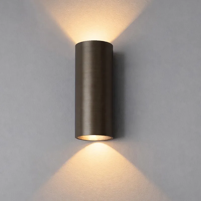 Wandlamp Brody2 Donker Antiek Led IP65 Dim To Warm fra Artdelight i Bronze – produktbillede