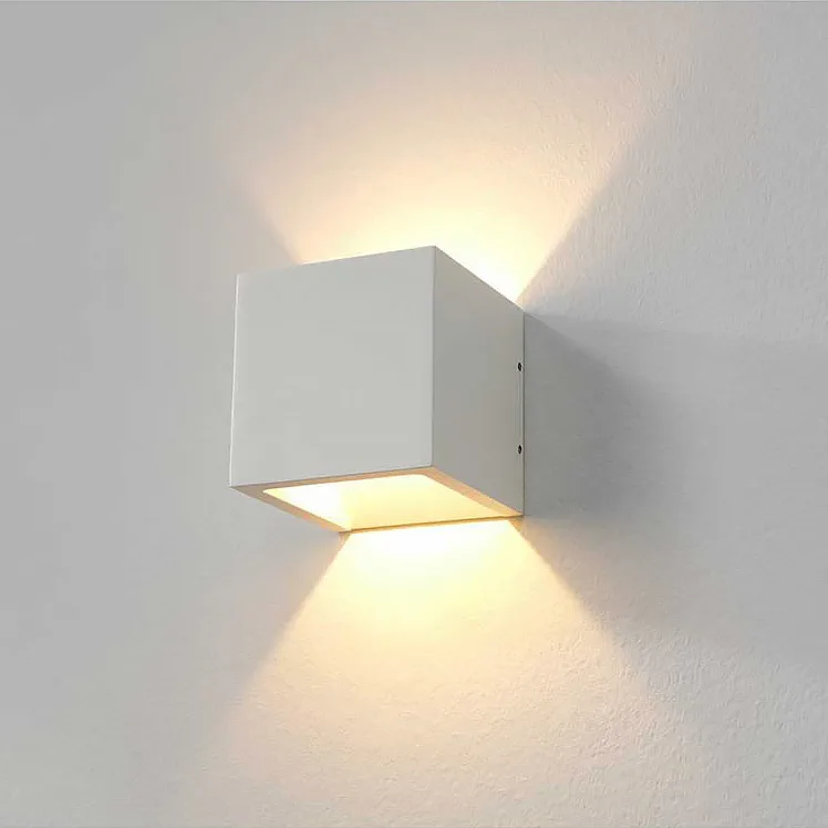 Wandlamp Cube 10x10 cm wit fra Artdelight – produktbillede