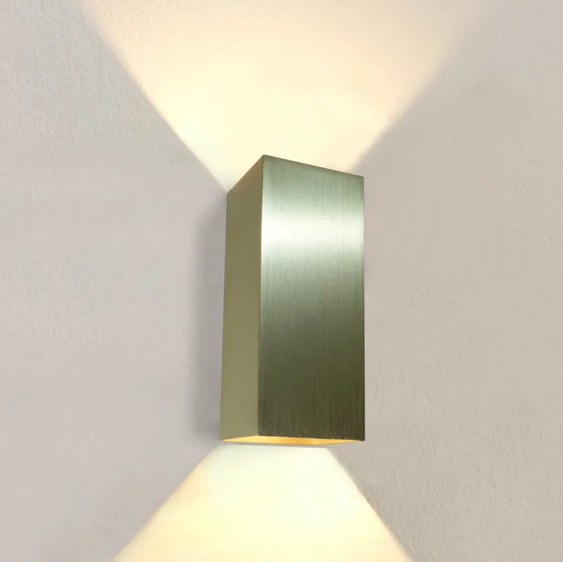 Wandlamp Dante XL 2 lichts 24 x 10 cm mat von Artdelight in Gold – Produktfoto