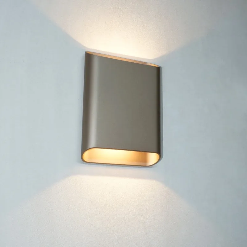 Wandlamp Diaz-L Dim To Warm Led 2 x 6Watt von Artdelight in Champagne – Produktfoto