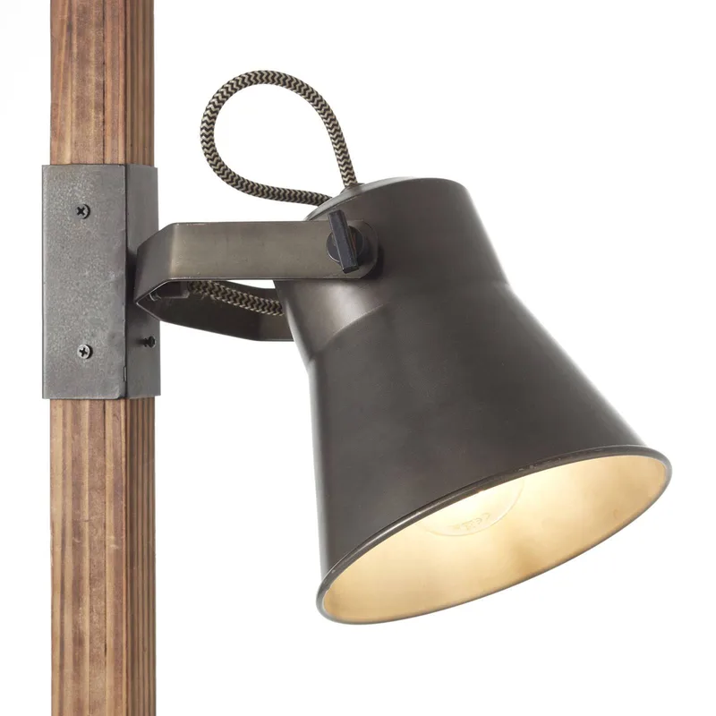 Vloerlamp Plow met 2 spots, zwart/hout donker från Brilliant i Staal, Hout donker – produktbild