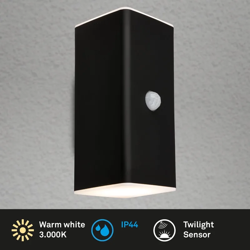 Kona - Wandlamp buiten - buitenlamp met bewegingssensor - Schemersensor - oplaadbare batterij - USB opladen - spatwater bescherming - 15,5 x 6,5 x 8,5 cm - Zwart von Briloner in Matzwart – Produktfoto