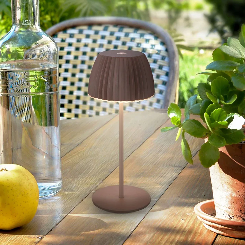 LED-batterij-tafellamp Brilo unplugged Riffle, 20 cm fra Briloner i Umbrasand – produktbillede