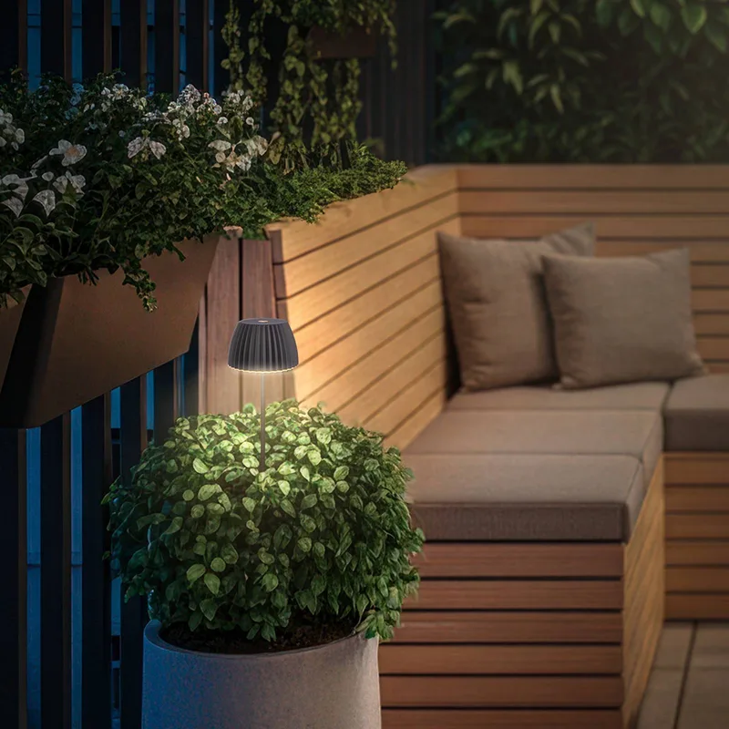 Briloner 7679015 Riffle Mini Lampe de jardin LED 1.5 W anthracite de Briloner en Anthracite – photo produit