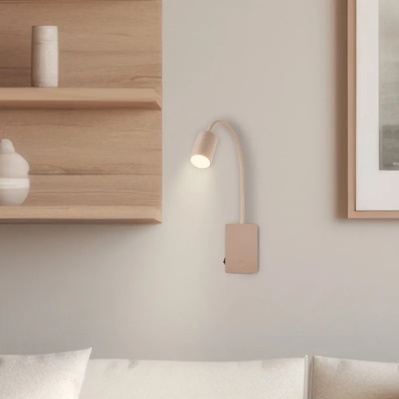Smooth - Wandlamp oplaadbaar binnen - leeslamp op accu - dimbaar wandverlichting - USB-C - warm wit licht - 36 uur accu van Briloner in Beige – productfoto