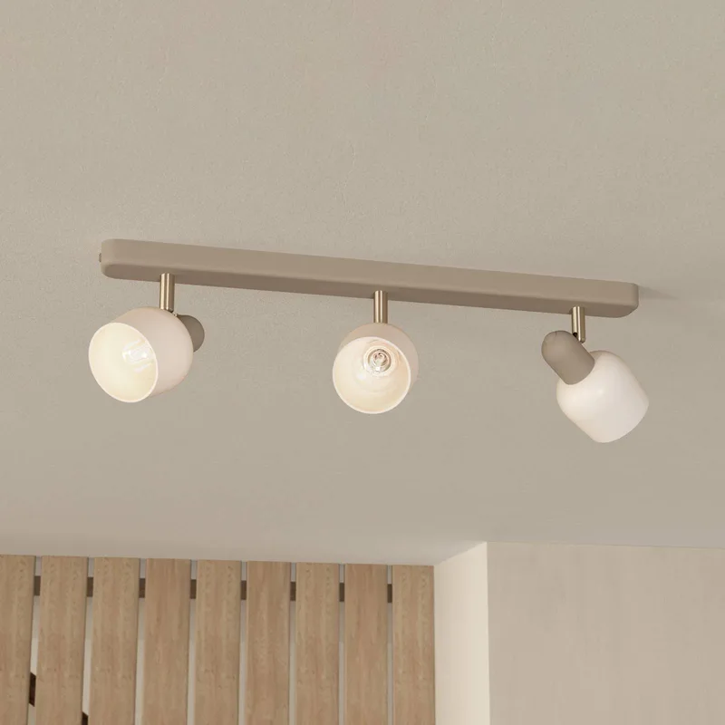 Corato plafondspot, zand/nikkel/opal, 3-lamps. från EGLO i Kräm, Amber – produktbild