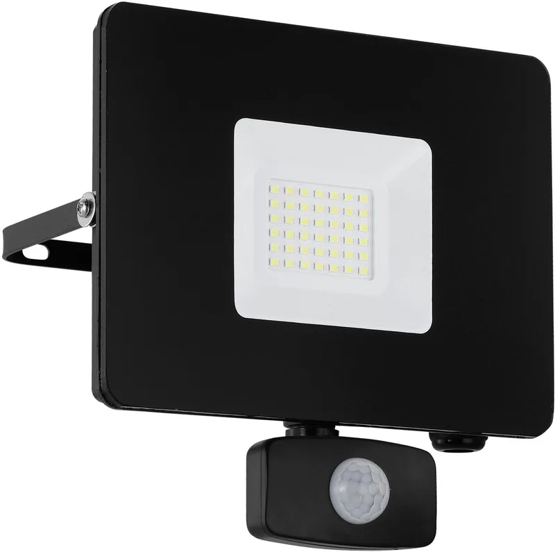 FAEDO 3 - Buiten wandlamp met bewegingssensor von EGLO in Schwarz – Produktfoto