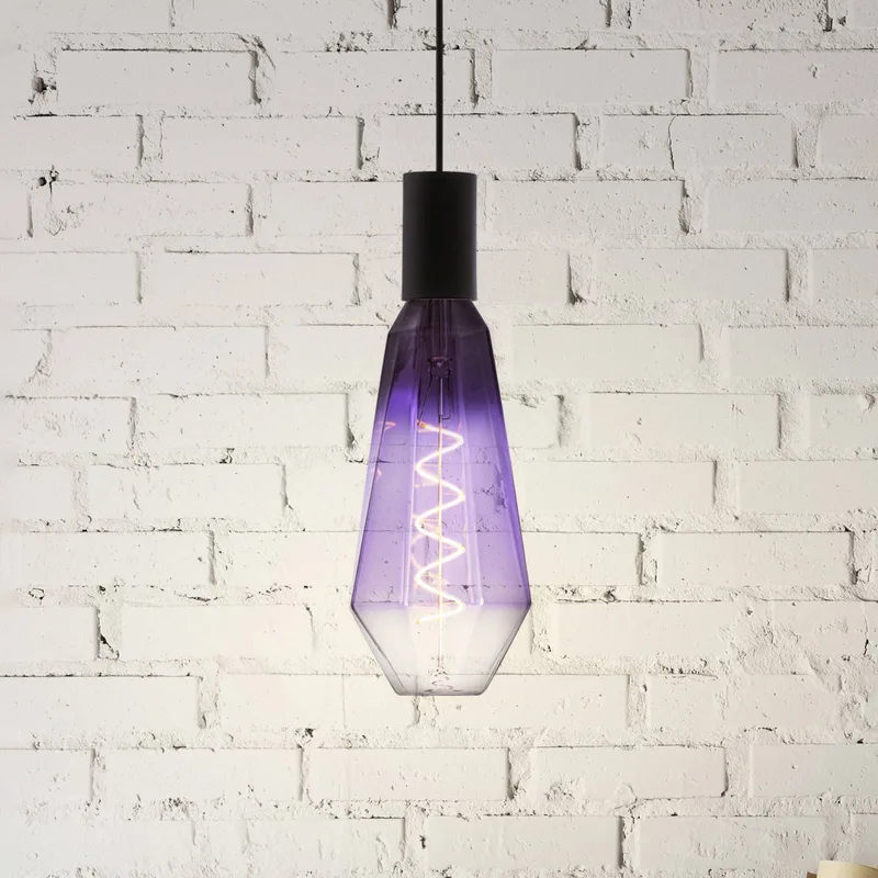 LED lamp E27 4W T100 1.800K Filament paars dimbaar von EGLO in Lila – Produktfoto