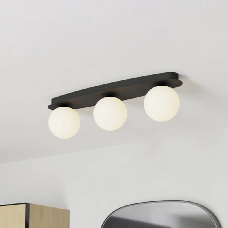 loftlampe CASTROVIDO sort 58 cm 3 lyskilder IP44 G9-LED fra EGLO i Sort, Hvid – produktbillede