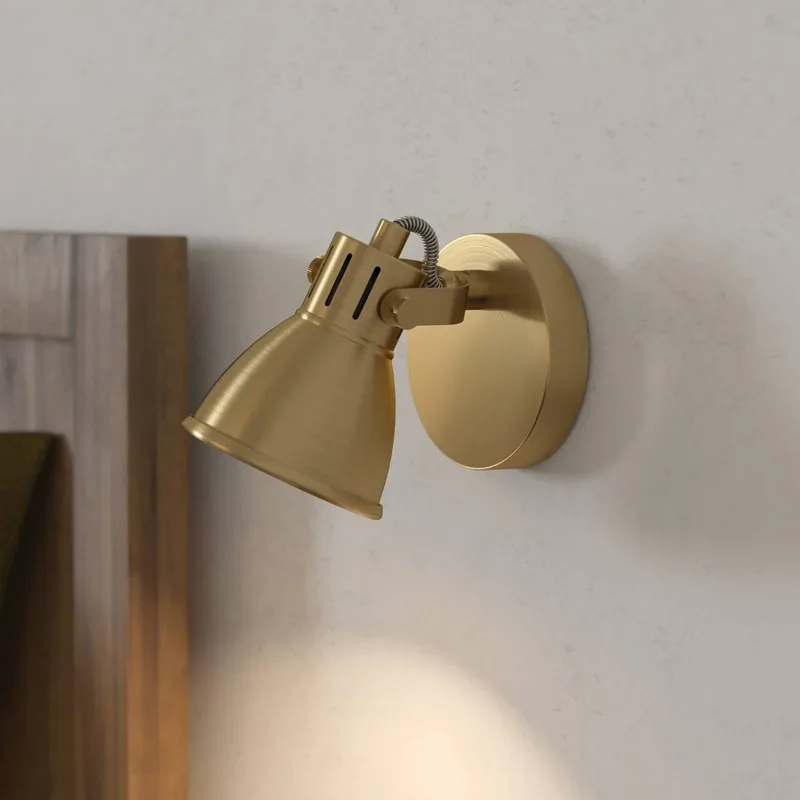 Seras wandspot, 1-lamp fra EGLO i Geborsteld messing-goud – produktbillede