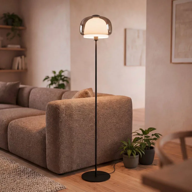 Vloerlamp Belomontejo, zwart-transparant, glas, staal, E27 fra EGLO i Zwart-transparant, Sort – produktbillede