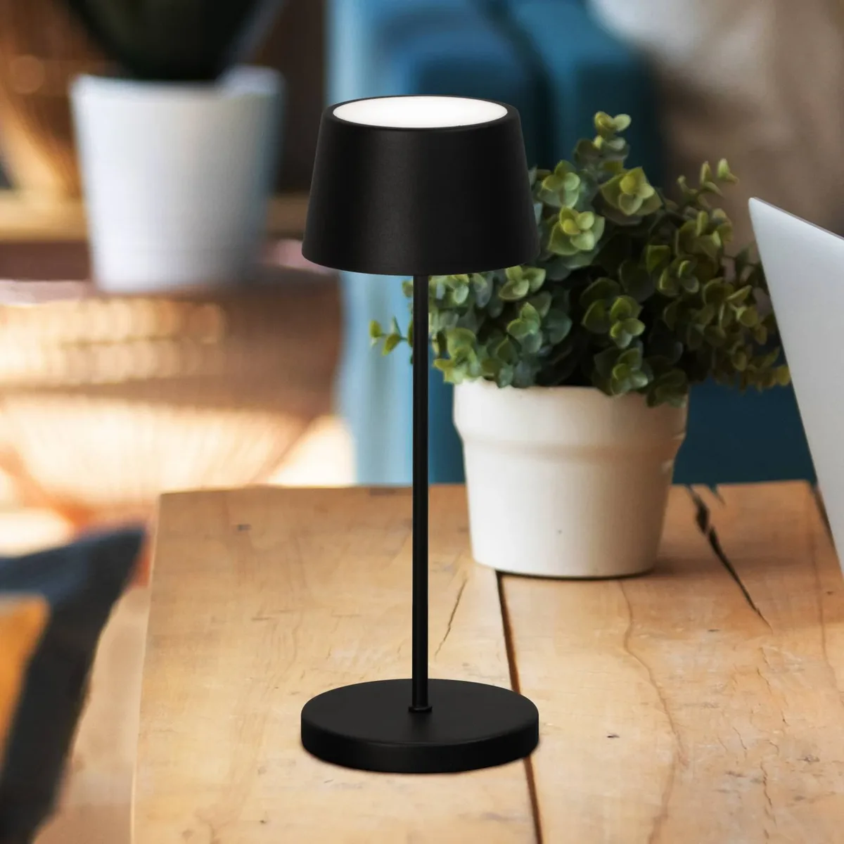 LED-batteridrevet bordlampe Asena Pro sandfarvet, 30 cm metal IP54 fra FH Lighting i Zandzwart – produktbillede