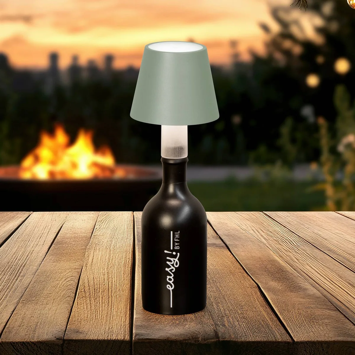 LED-flessenlamp Fiocco, CCT, IP54, dimbaar de FH Lighting en Saliegroen – photo produit