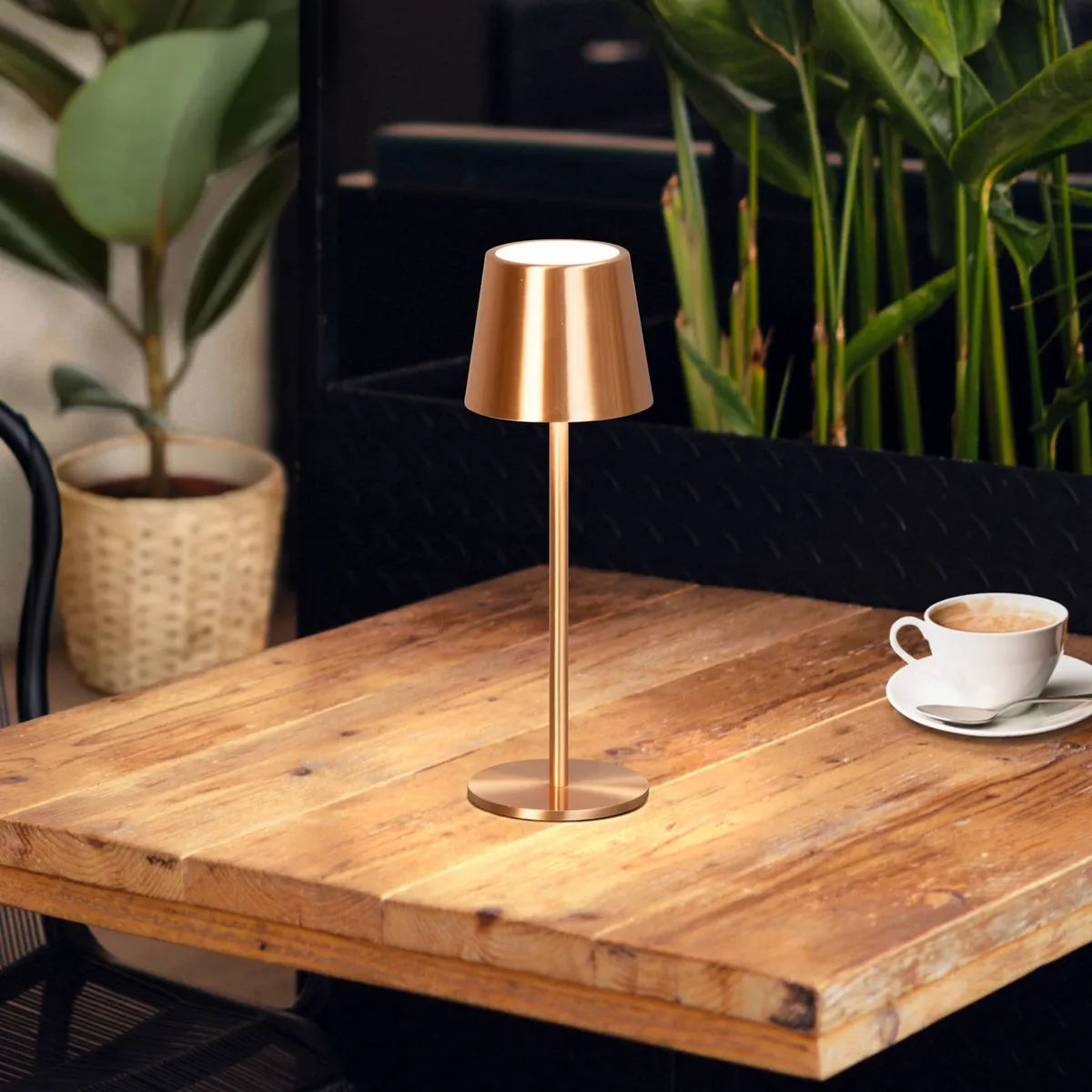LED tafellamp Roxi, koperkleurig, metaal, IP54, dimbaar de FH Lighting en Cuivre – photo produit