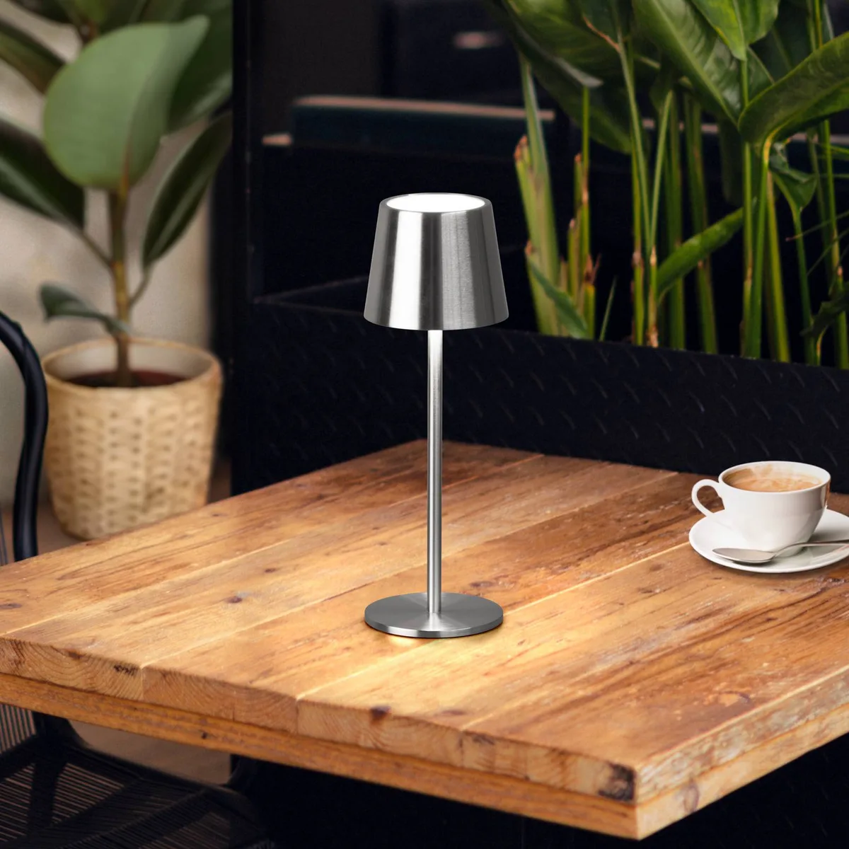 LED tafellamp Roxi, nikkelkleurig, metaal, IP54, dimbaar de FH Lighting en Nikkel – photo produit
