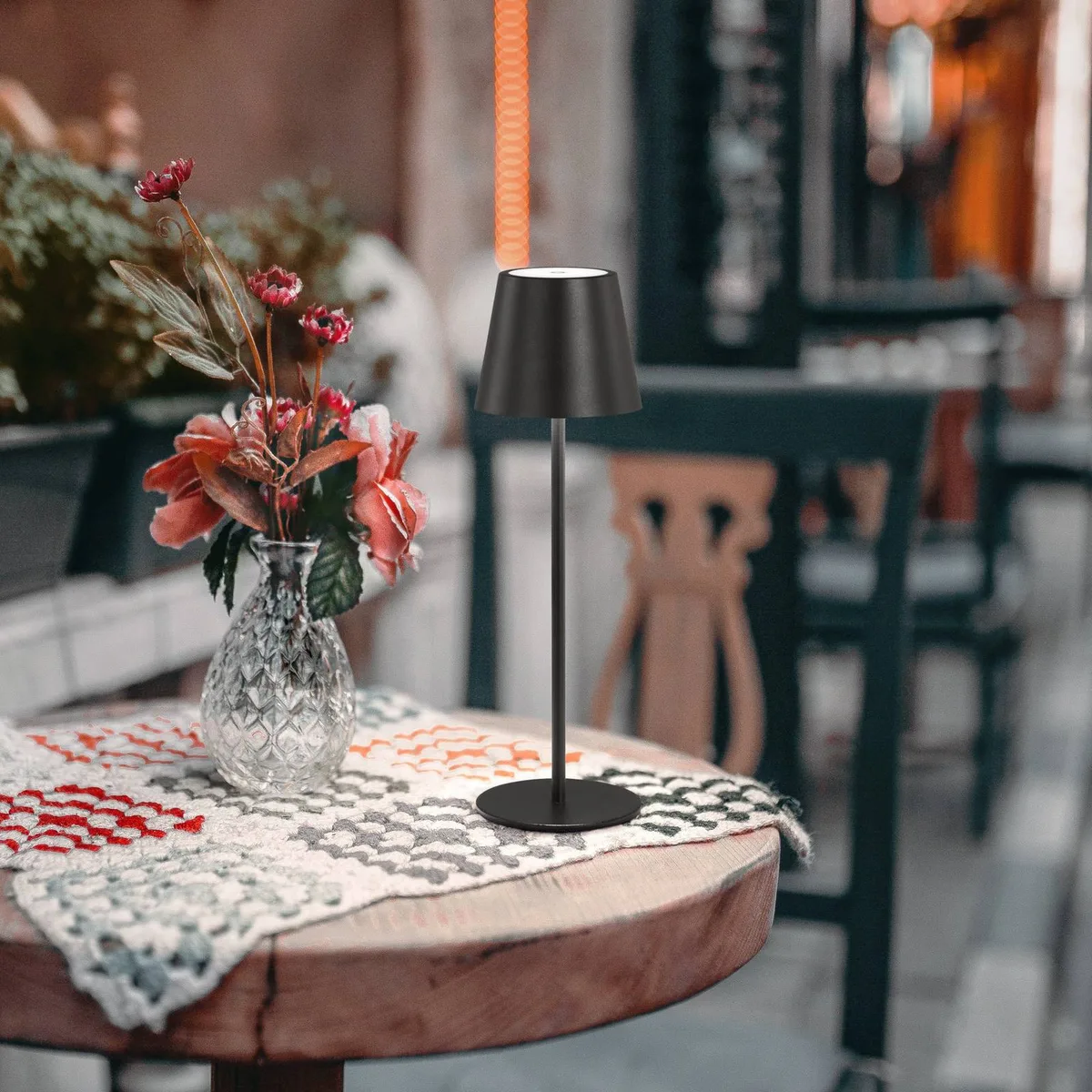 LED tafellamp Viletto, zwart, IP54 fra FH Lighting i Zandzwart – produktbillede