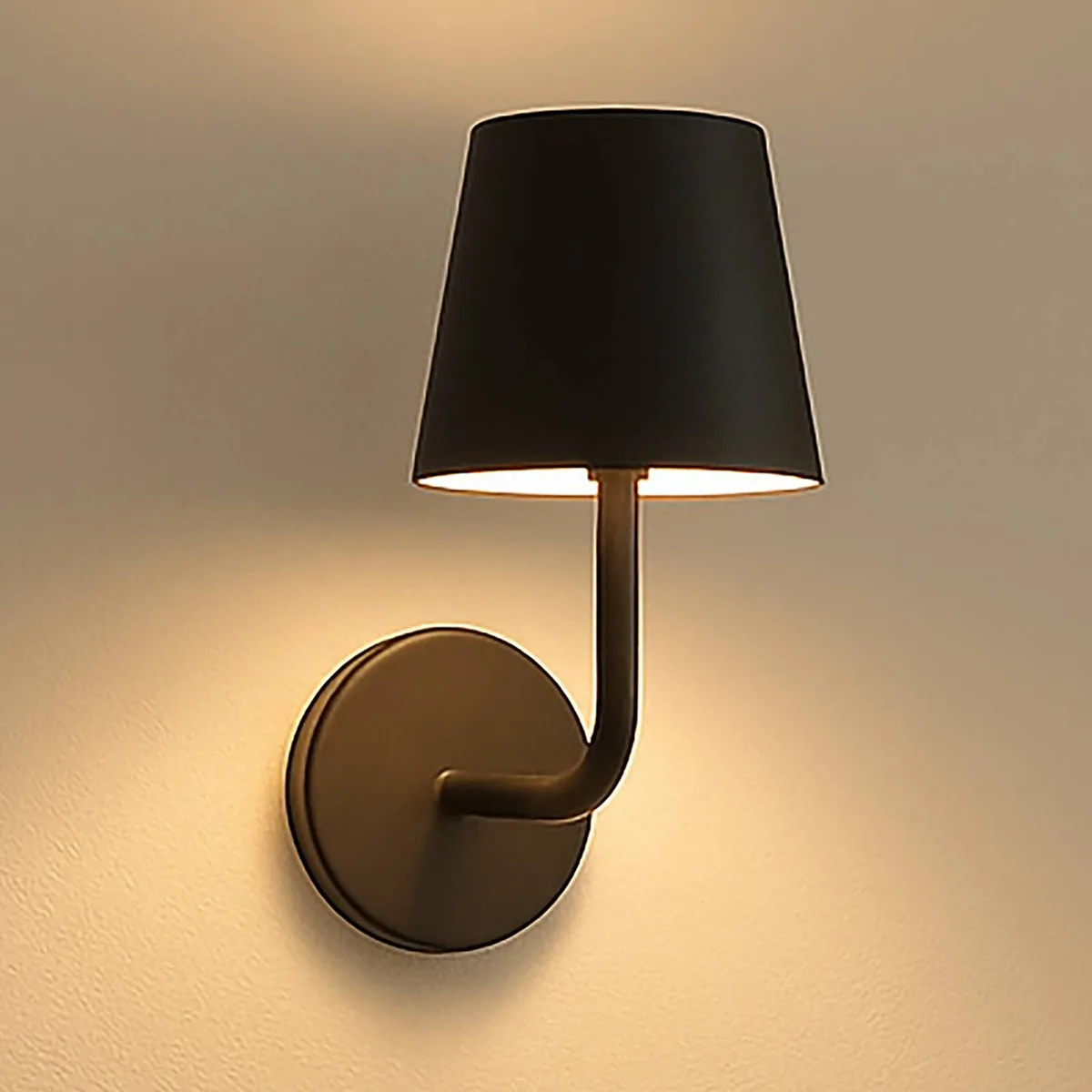 LED wandlamp op accu Magnetic, zwart, CCT, IP54, dimbaar de FH Lighting en Zandzwart – photo produit
