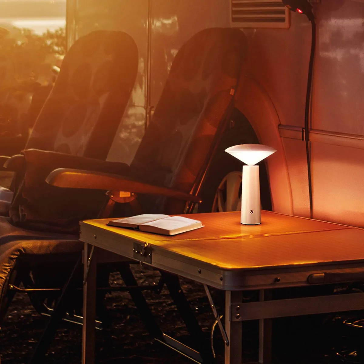 Pinto LED tafellamp, CCT de FH Lighting en Blanc – photo produit