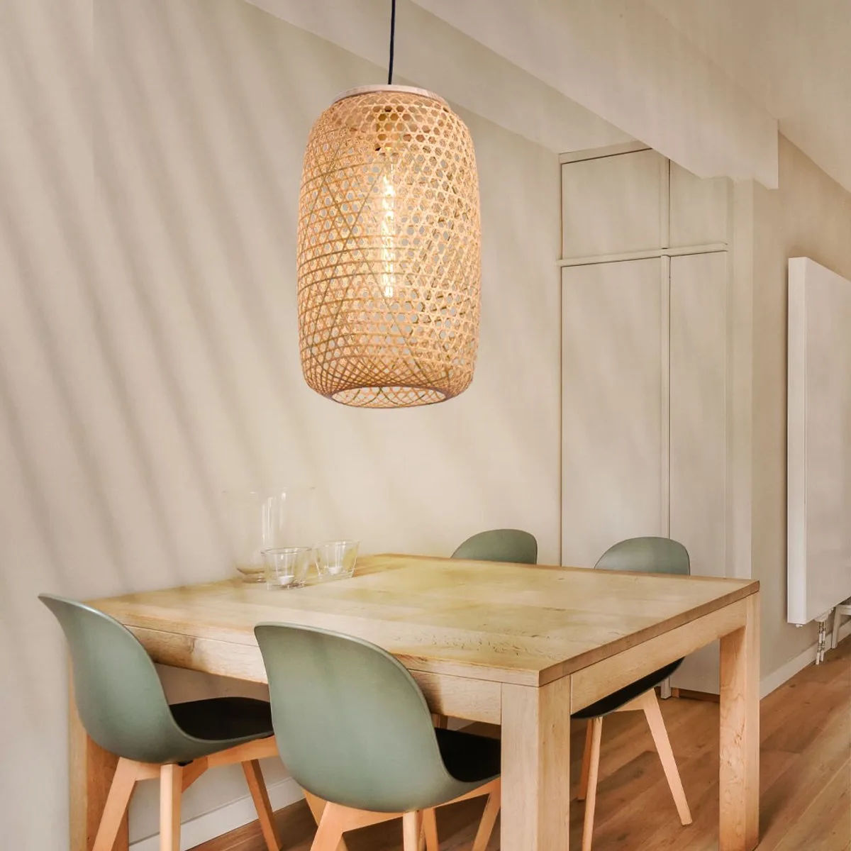 Hanglamp Bamboe Vlechtwerk Eetkamerlamp hangend, naturel, 1x E27 fitting, DxH 31x135 cm von Globo in Braun – Produktfoto