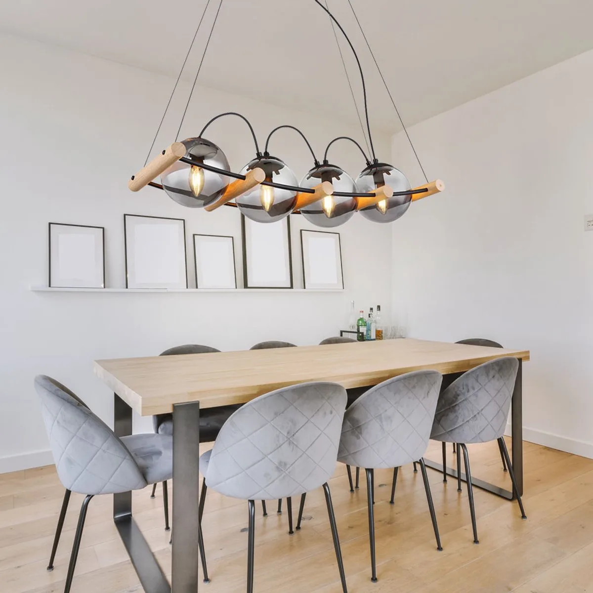 Hanglamp hanglamp eettafellamp, 4 vlammen in hoogte verstelbaar, rookglas metaal zwart hout E14 stopcontacten, LxBxH 75x22x120cm fra Globo i Brun – produktbillede