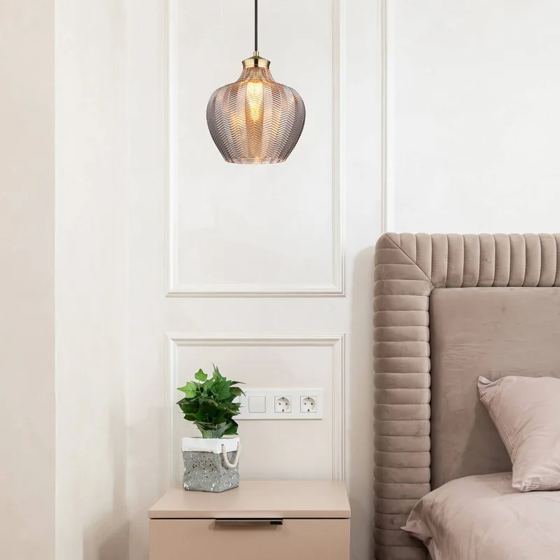 Hanglamp Jessica, Ø 25 cm, rookgrijs, glas von Globo in Rookkleurig, Goudkleurig mat – Produktfoto