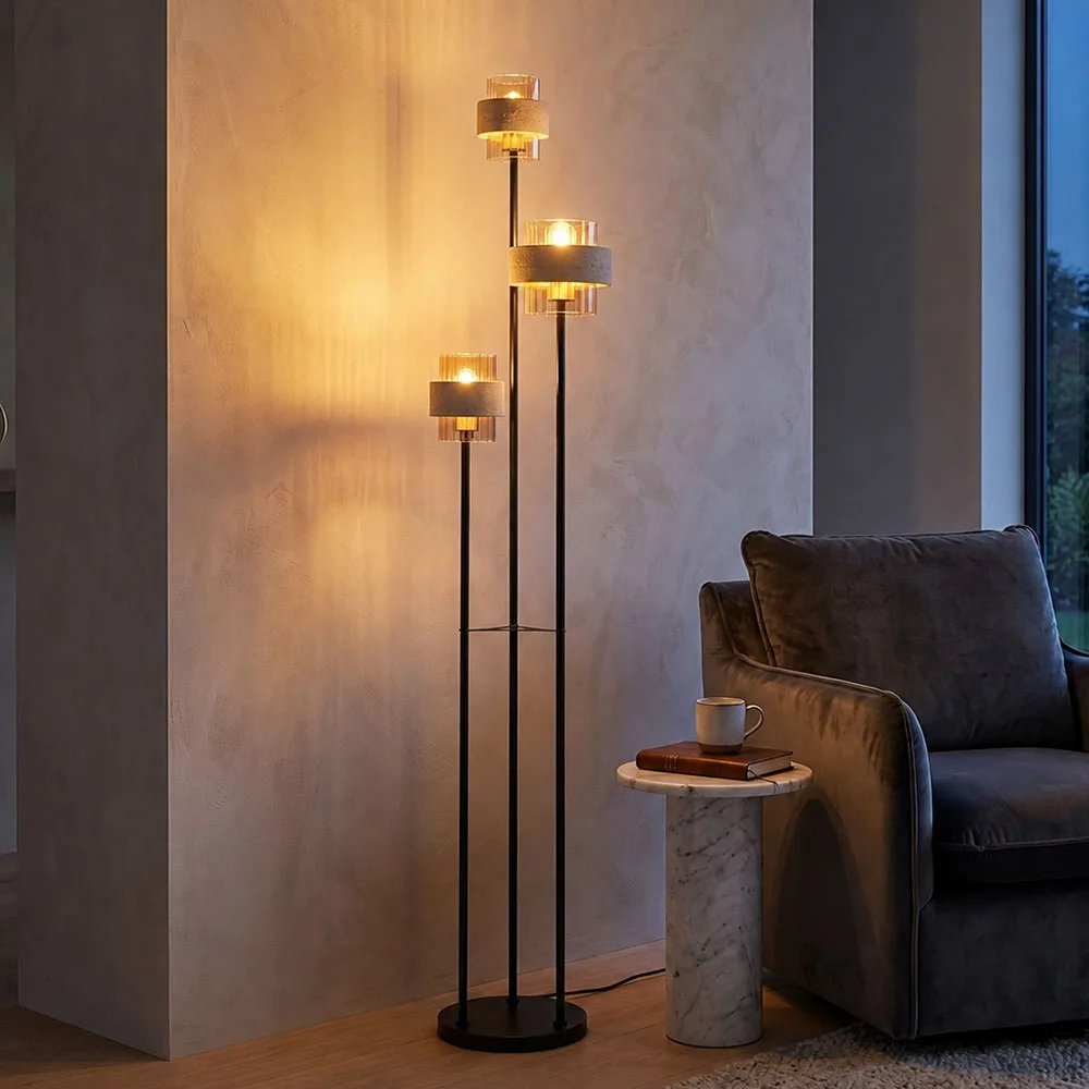 Lampadaire Led Pour Salon Avec Interrupteur Au Pied, 3 Sources Lumineuses, H 167 Cm de Globo en Noir – photo produit