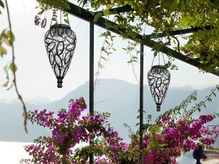LED Solarleuchte, LED fest integriert, warmweiß, 2er Set außergewöhnliche Hängeleuchte Outdoor Solarlicht Balkon H 50cm fra Globo i Sort, Hvid – produktbillede 5 af 5