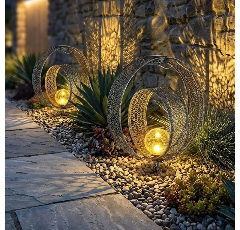 LED Solarleuchte, LED-Leuchtmittel fest verbaut, Warmweiß, Solarlampe orientalische Kugel Dekoleuchte von Globo in Silber – Produktfoto