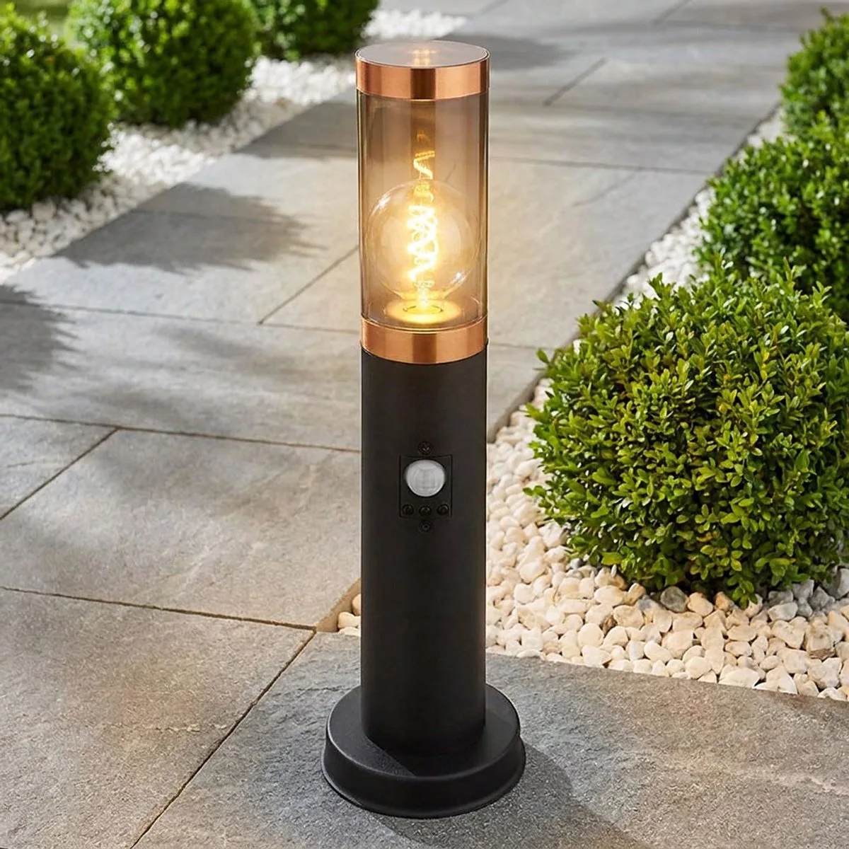 Staande lamp vloerlamp buitenverlichting rook koper buiten met bewegingsmelder tuinlamp, roestvrij staal kunststof, 1x E27, DxH 7,6x45 cm de Globo en Noir – photo produit