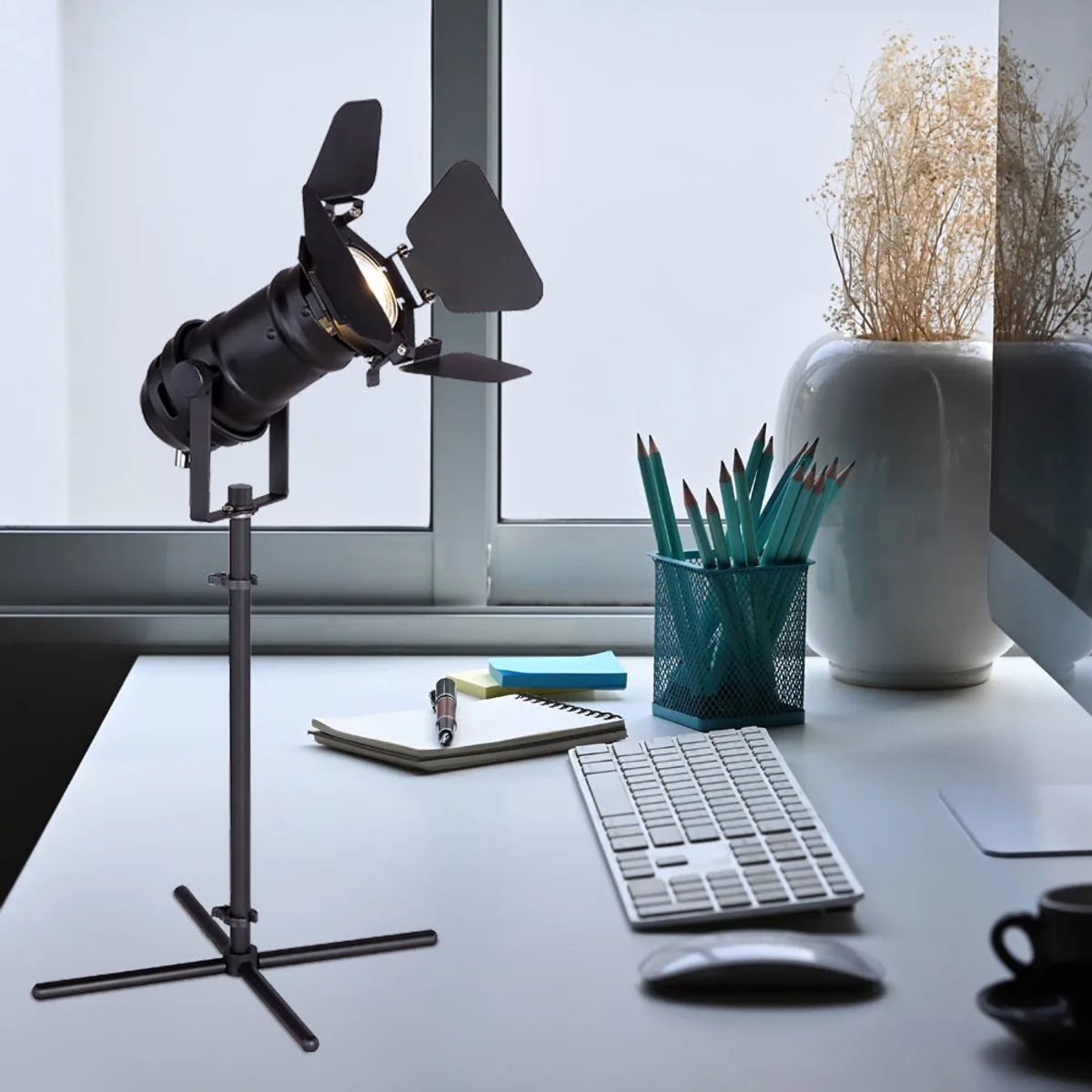 Tafellamp verstelbaar bedlamp slaapkamer leeslamp zwart tafel, metaal, 1x GU10 fitting, LxBxH 27,5x24x48,5 cm von Globo in Weiß – Produktfoto