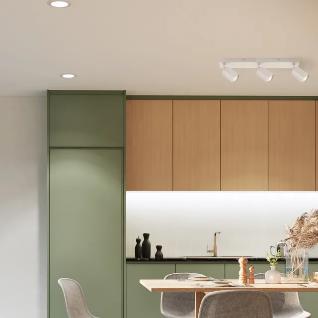 Plafondspot Siena voor 3x GU10 lamp (niet meegeleverd) | 3x GU10 van Integral LED in Mat wit – productfoto 2 van 2