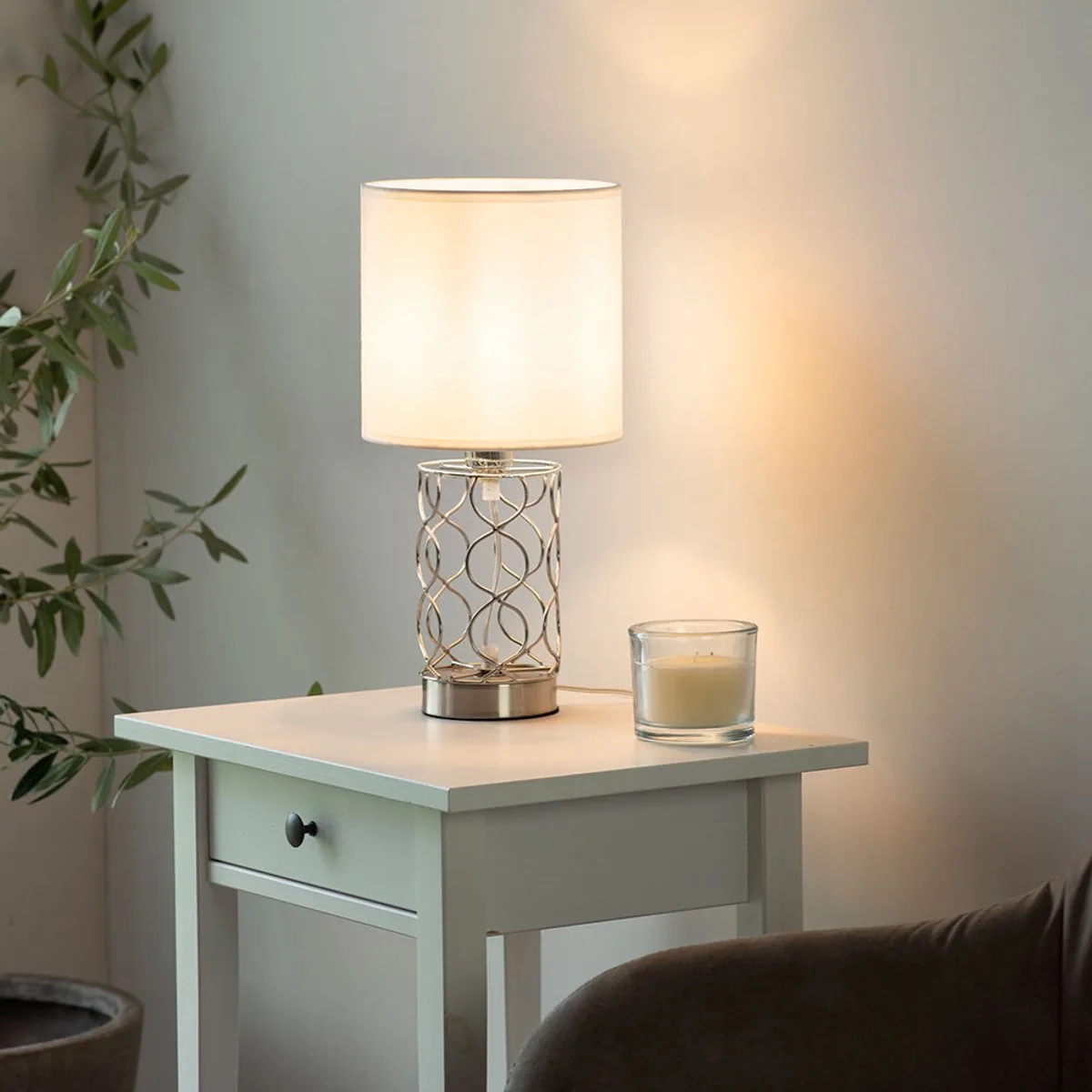 Tafellamp slaapkamer bedlamp modern tafellampje zilverkleurige voet, textielen kap staal, 1x E14 fitting, DxH 18x35 cm de Just Light en Blanc – photo produit