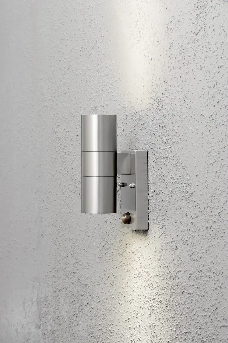 Applique extérieure avec détecteur de mouvement Konstsmide Modena 70 W N/A von Konstsmide in Acier inoxydable – Produktfoto