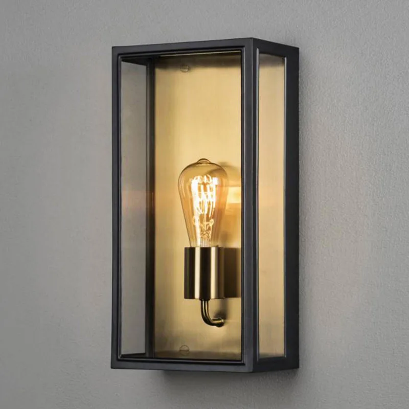 Buitenwandlamp Carpi, zwart, breedte 20,5cm fra Konstsmide i Sort, Messing, Helder – produktbillede