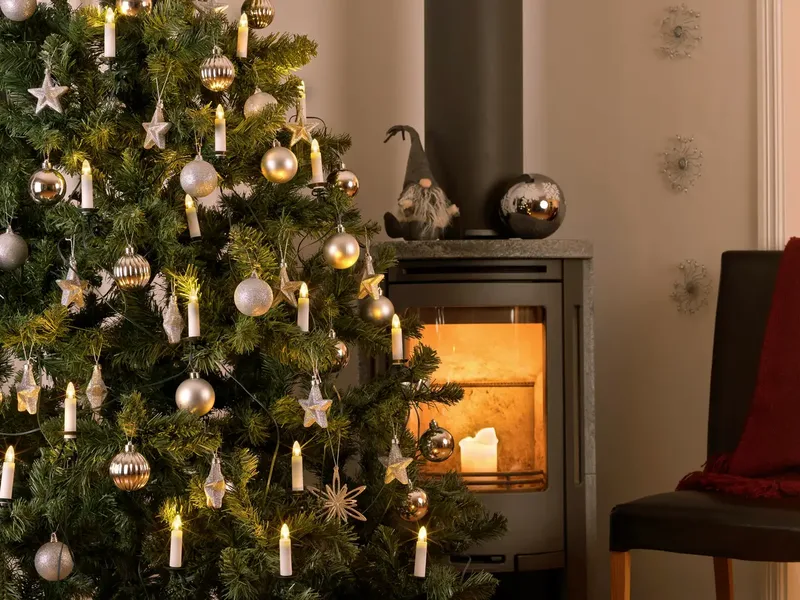 Konstsmide 1009-020 Kerstboomverlichting Binnen werkt op het lichtnet Aantal lampen 35 LED Warmwit Verlichte lengte: 27 van Konstsmide – productfoto