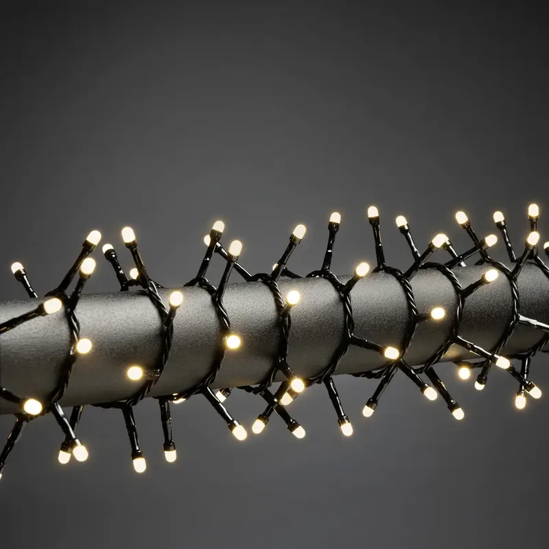 Konstsmide 3869-130 Lichtkettingsysteem Buiten Energielabel: E (A - G) werkt op het lichtnet Aantal lampen 800 LED Warmwit Verlichte lengte: 17.58 m Frosted fra Konstsmide – produktbillede