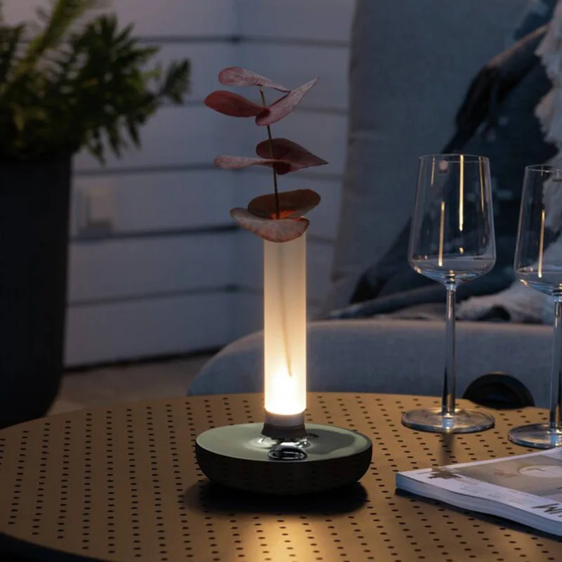Konstsmide 7827-003 Biarritz Lampe de poche LED sans fil argent de Konstsmide en Argent, Frosted – photo produit