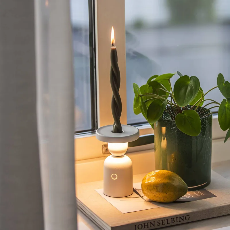 LED tafellamp Nantes, aluminium, IP54, dimmer, CCT de Konstsmide en Blanc – photo produit