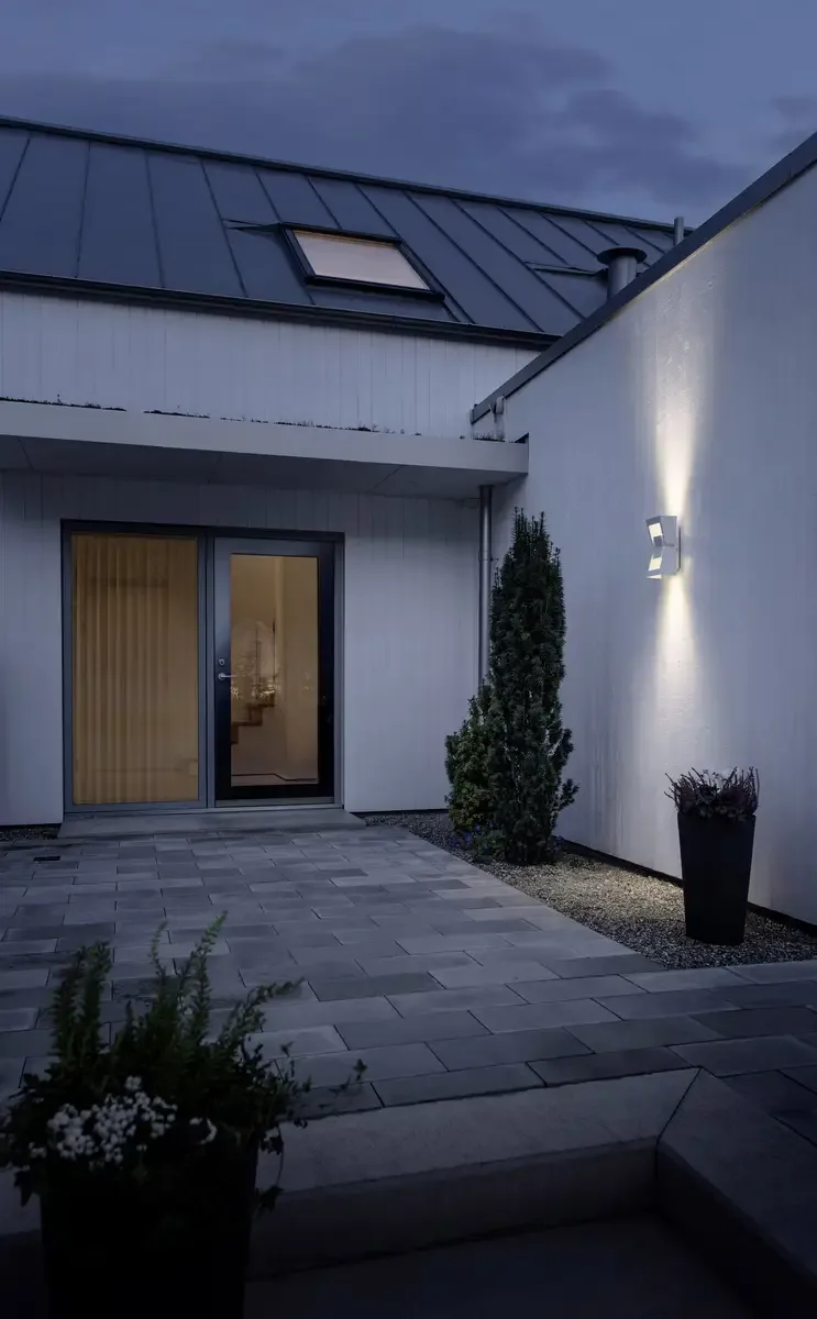 Potenza 7955-250 Applique extérieure LED GU10 12 W blanc de Konstsmide en Blanc – photo produit