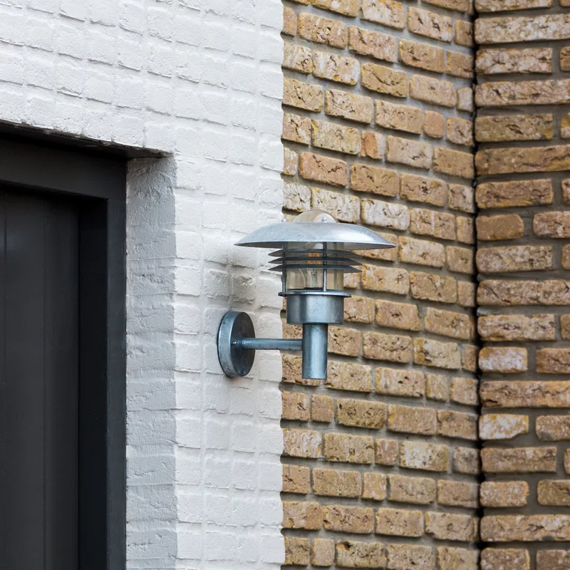 Riga Muurlamp van KS Verlichting in Zilver – productfoto
