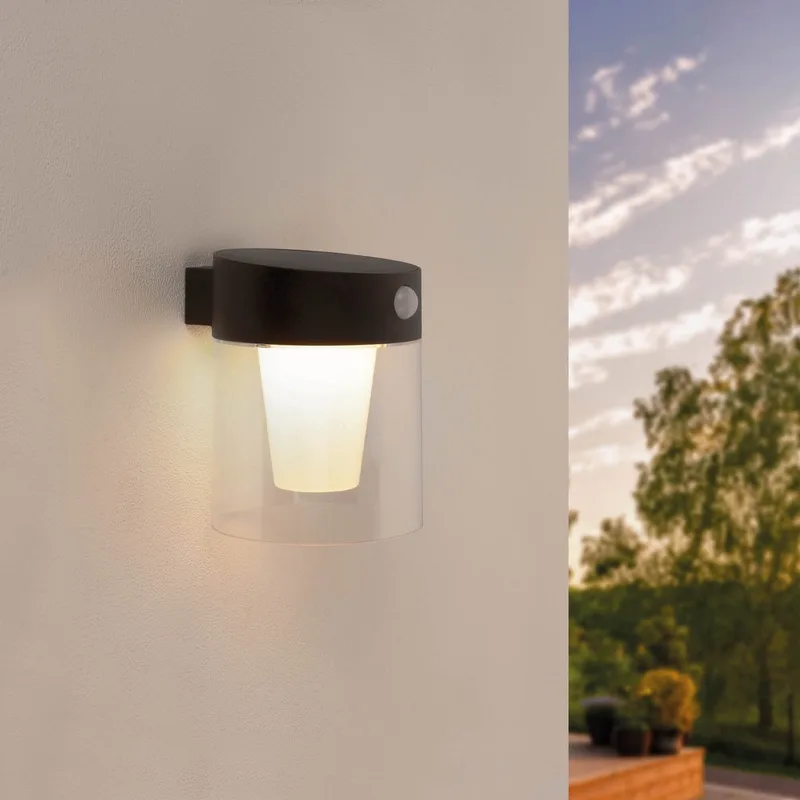 LED Solar Wandlamp - 0.5W - 3000K - IP44 van Ledvion in Zwart – productfoto