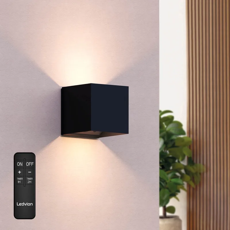 Ledvion - 2x Oplaadbare USB Wandlamp - Bewegingssensor - 2700K - 150 Lumen - IP44 - Aluminium - 1300mAh von Ledvion in Schwarz – Produktfoto