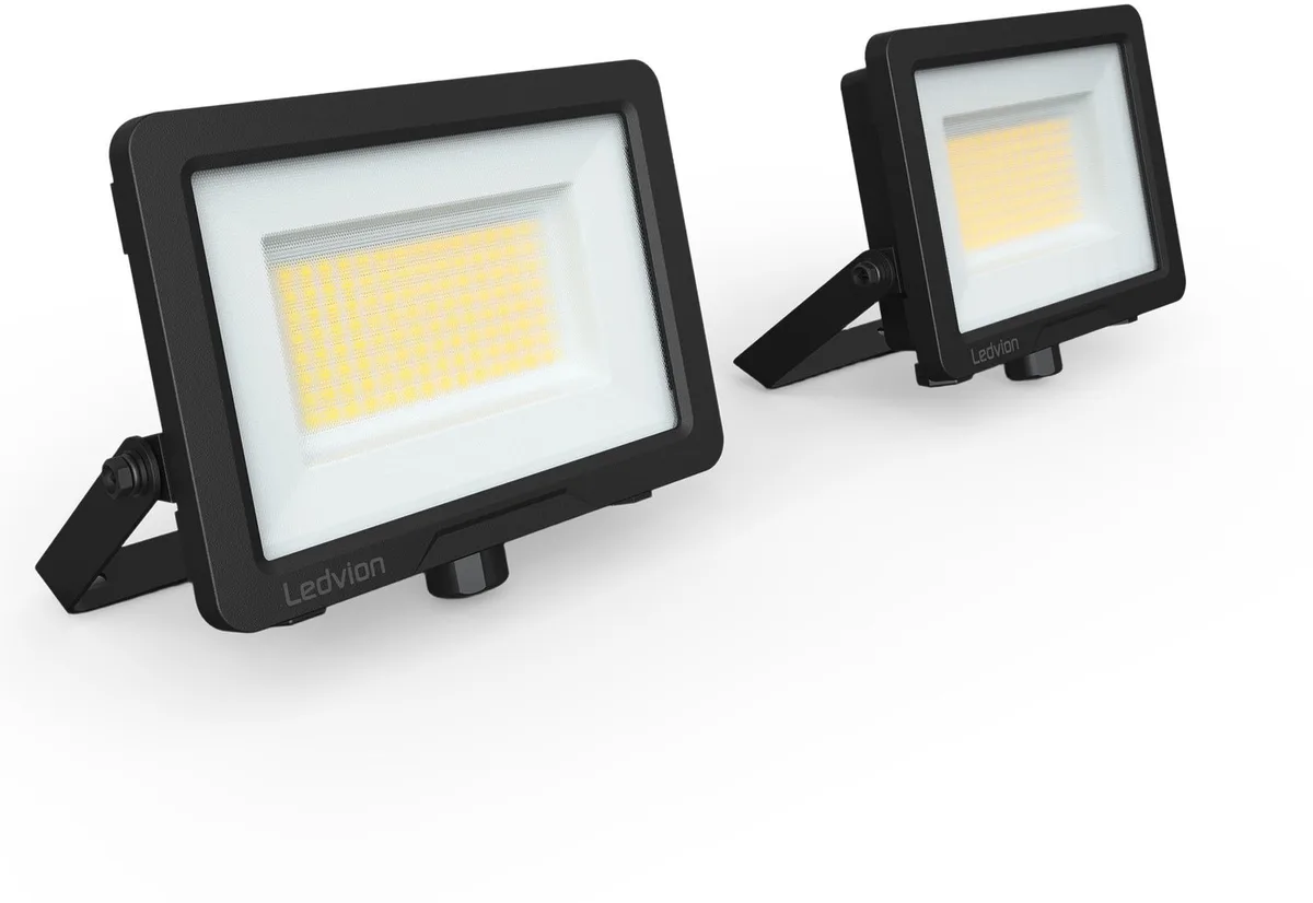 Ledvion - 2x Performance LED-schijnwerper buiten, IP66, 50W, 135lm/w, natuurlijk wit, 4000K, superhelder, breedstraler, buitenlamp de Ledvion en Noir – photo produit