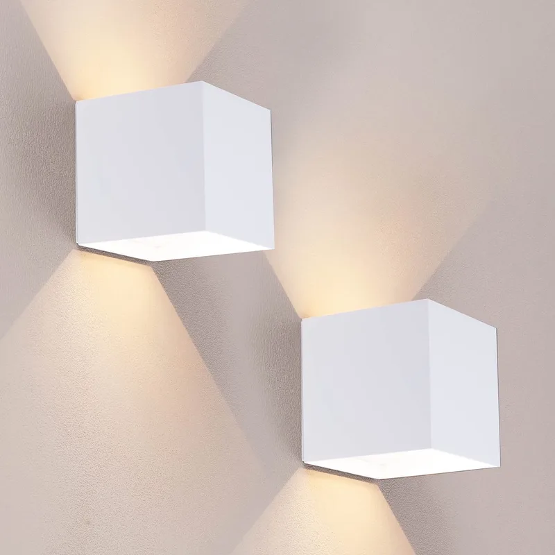Ledvion - 2x USB Oplaadbare Wandlamp met Sensor – 4400 mAh – Wit – Draadloos – IP44 – Binnen & Buiten – Warm Wit Licht von Ledvion in Weiß – Produktfoto