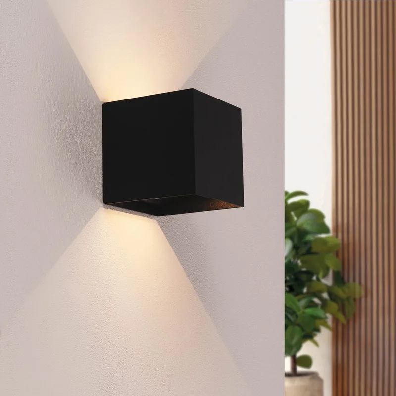 Ledvion - 3x USB Oplaadbare Wandlamp met Sensor – 4400 mAh – Draadloos – IP44 – Binnen & Buiten – Warm Wit Licht de Ledvion en Noir – photo produit