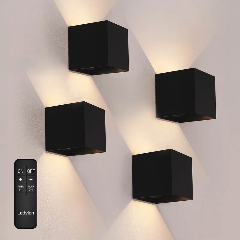 Ledvion - 4x Oplaadbare USB Wandlamp - Bewegingssensor - 2700K - 150 Lumen - IP44 - Aluminium - 1300mAh de Ledvion en Noir – photo produit