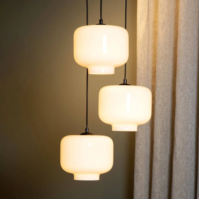 Hanglamp Medine, opaal, Ø 46 cm, glas, 3-lamps, E27 fra Lucide i Sort, Opaal – produktbillede