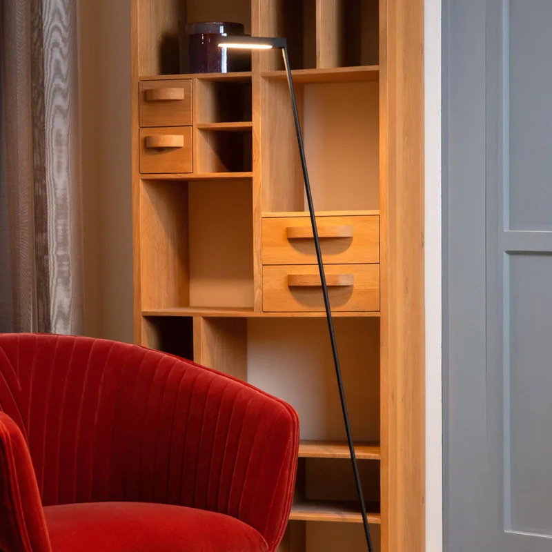 Lavale LED vloerlamp, dimbaar, hoogte 138 cm fra Lucide i Sort – produktbillede