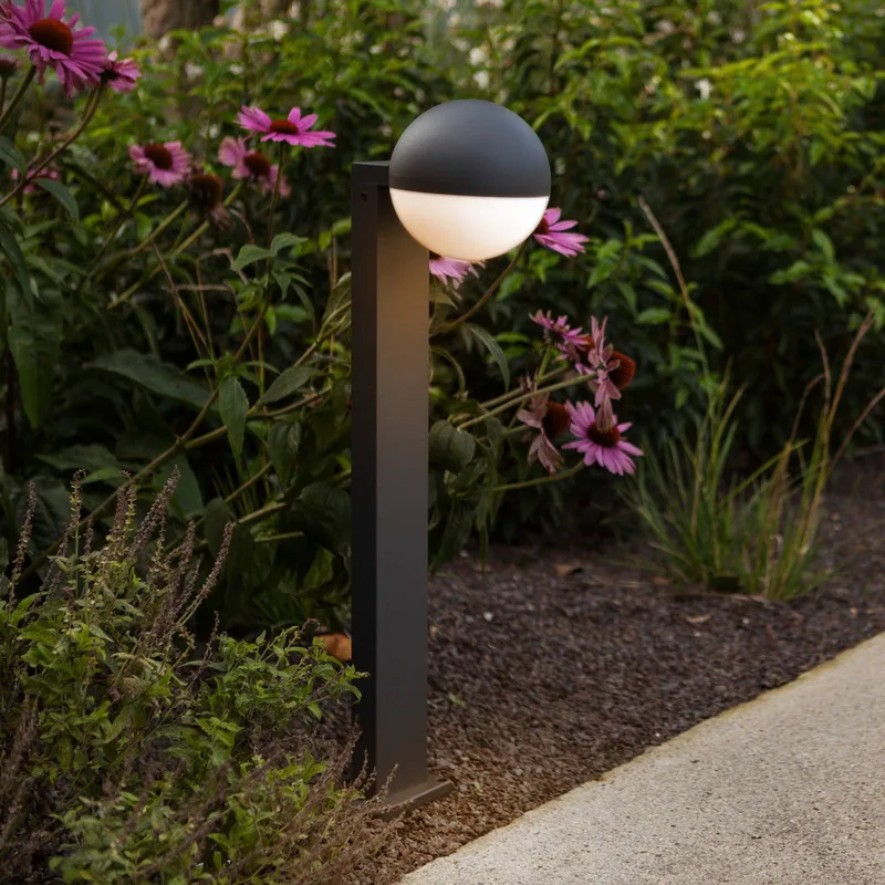 Tuinpadverlichting LOOMA, hoogte 70 cm, metaal, IP54, E27 från Lutec i Mörkgrå – produktbild