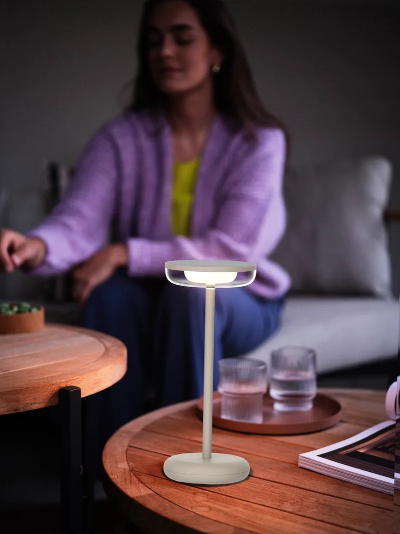 Hybrid, 1x Sintra table lamp,160LM, 1xPDQ fra Luxform i Sand – produktbillede